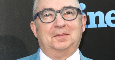 barry sonnenfeld 1 390x205 - Barry Sonnenfeld Biography - life Story, Career, Awards, Age, Height