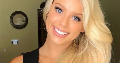 kaylyn slevin 1 1 390x205 - Kaylyn Slevin Biography - life Story, Career, Awards, Age, Height