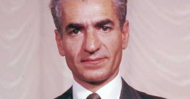 mohammad reza pahlavi 5 390x205 - Mohammad Reza Pahlavi Biography - life Story, Career, Awards, Age, Height