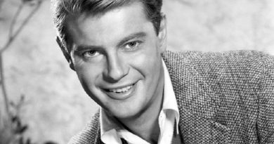 troy donahue 1 390x205 - Troy Donahue Biography - life Story, Career, Awards, Age, Height